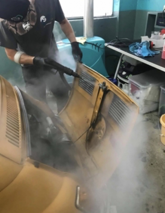lavaggio a vapore auto e moto